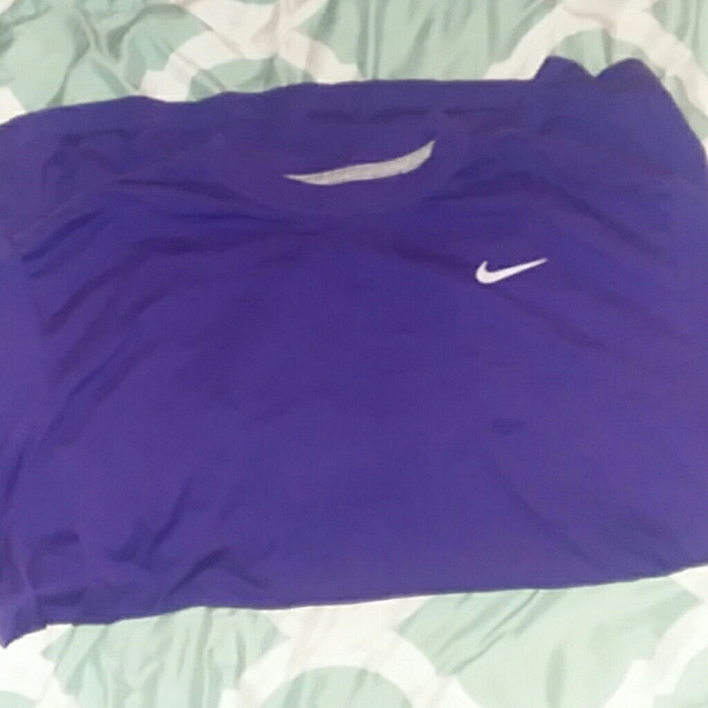 Nike T-shirt